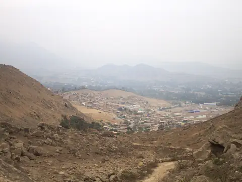 Vista del valle de Lurín, Lima